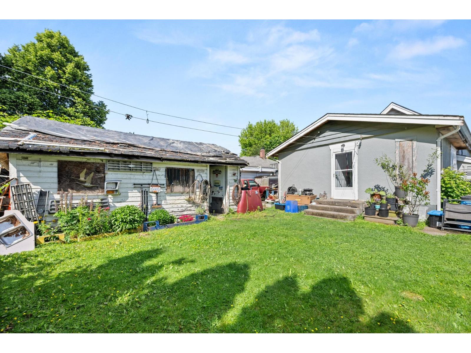 9813 YOUNG ROAD, Chilliwack Proper West, Chilliwack - Image 1