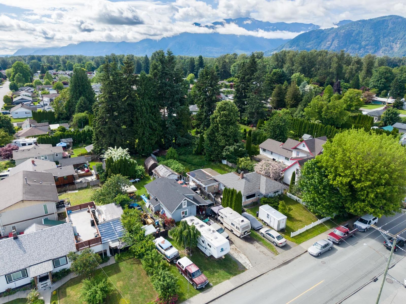 9813 YOUNG ROAD, Chilliwack Proper West, Chilliwack - Image 1
