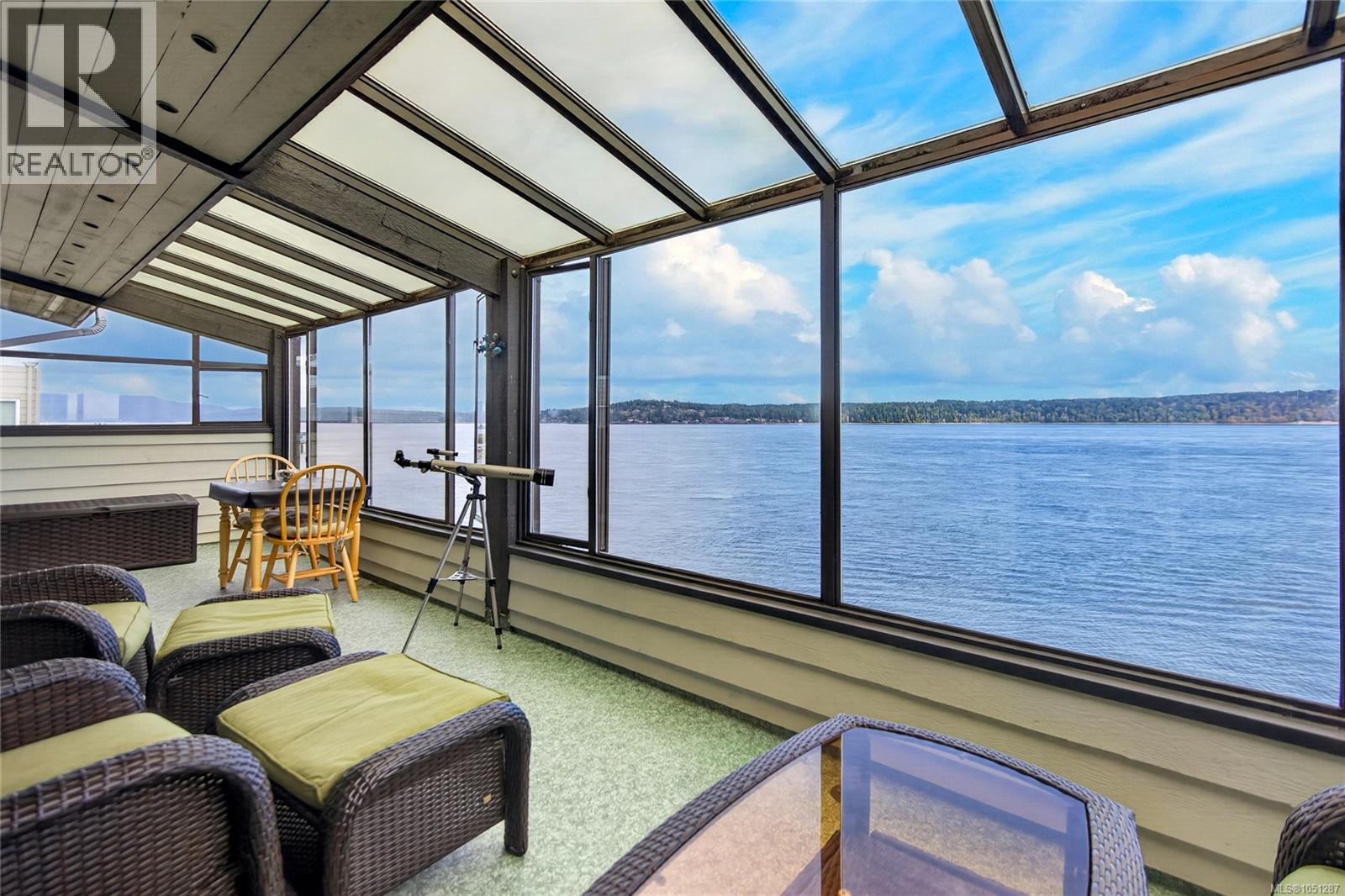 #13 523 Island Hwy - 12