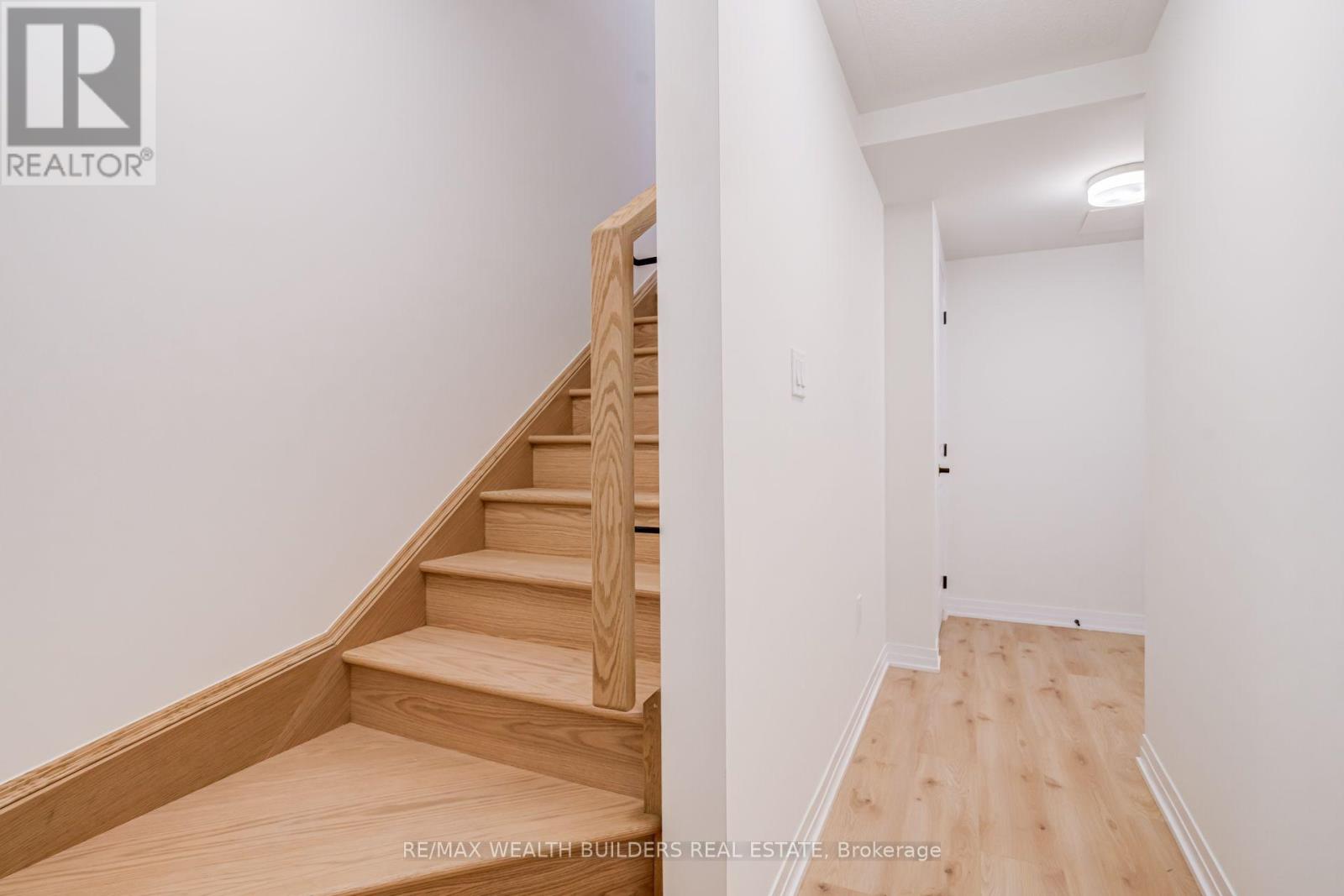 6 Thornbird Crescent — photo 46