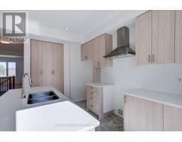 6 Thornbird Crescent, Brampton, ON L6V3N5 Photo 8