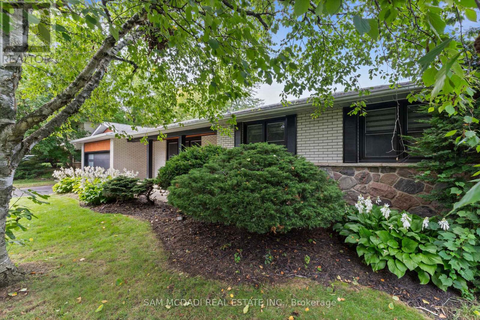 Photo of 1357 SAGINAW CRESCENT