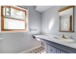62 Chapel Street, Brampton, ON L6W2H7 Photo 11