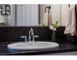 1931 Tinniswood Court, Kamloops, BC V2E2K5 Photo 60
