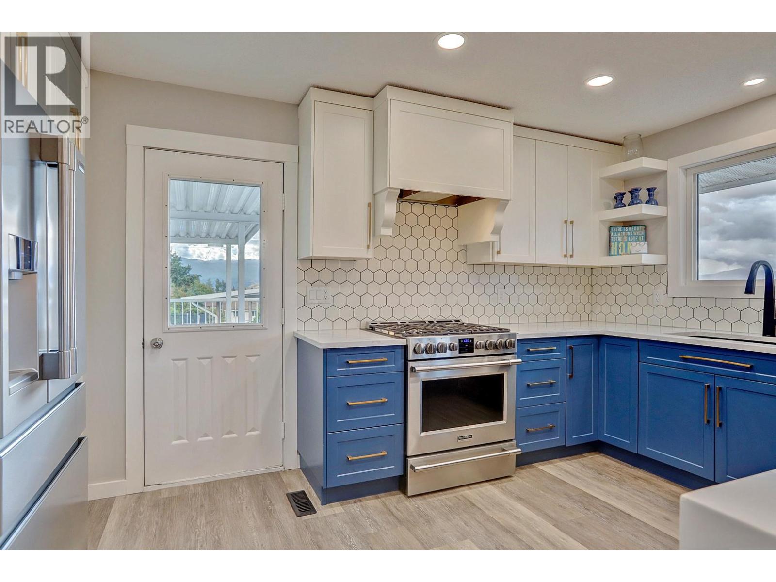 5723 Richards Crescent, Vernon