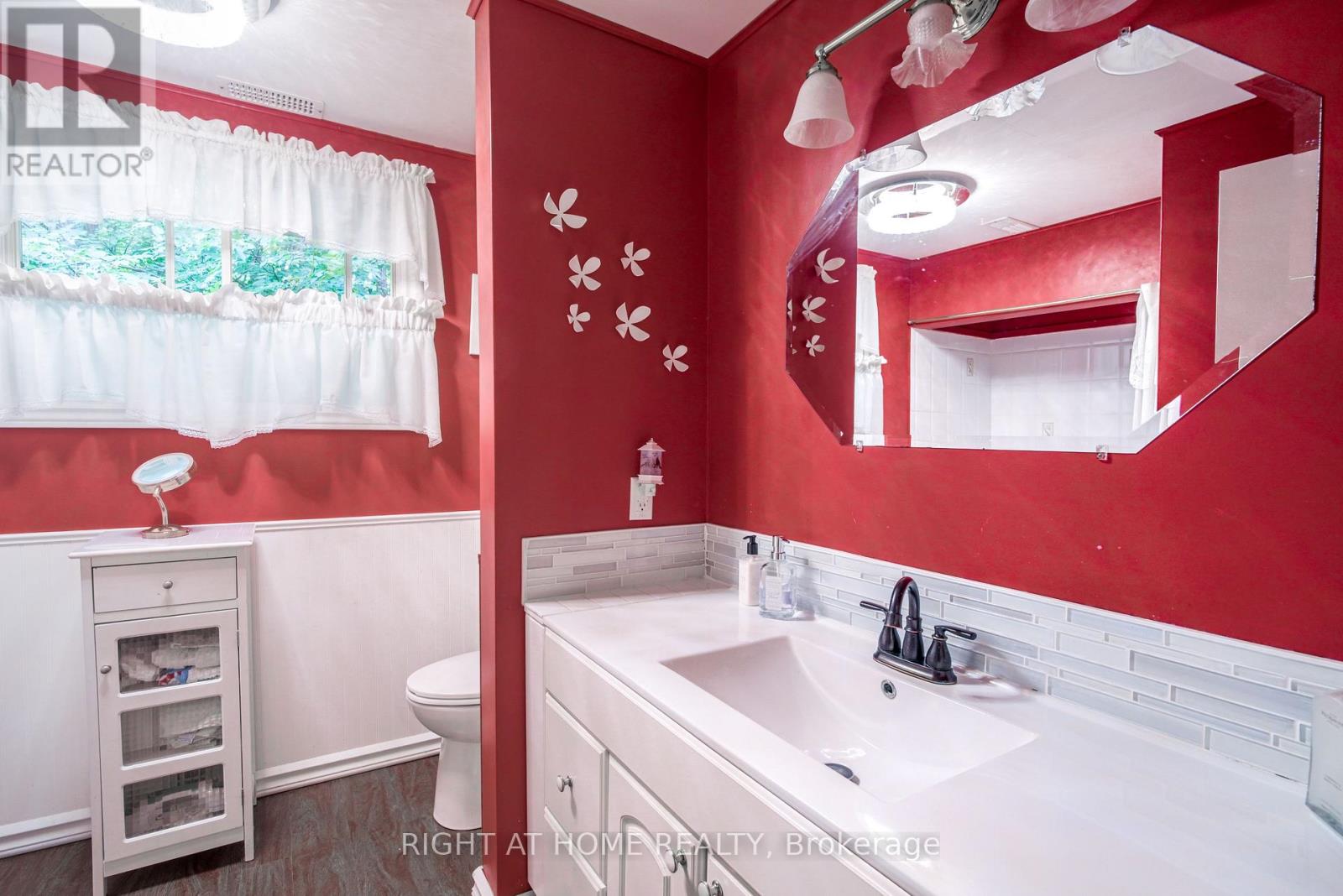 1602 County 92 Road, Springwater photo 22