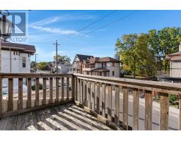 33 Young Street, Waterloo, ON N2J2L4 Photo 35