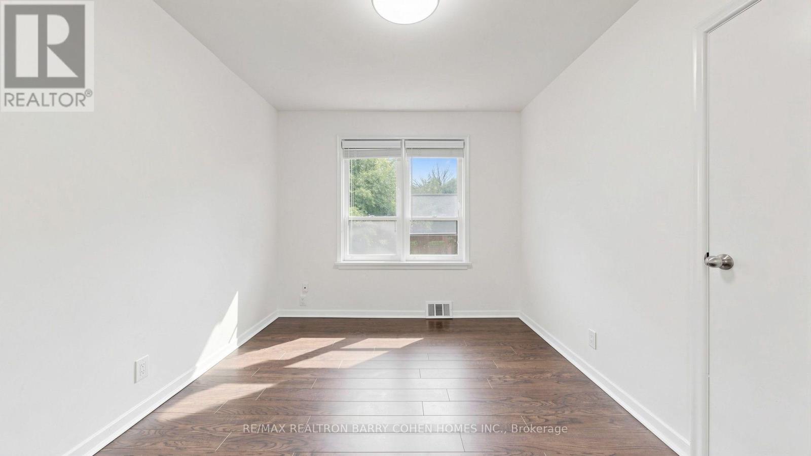 3 Greengate Road — photo 21
