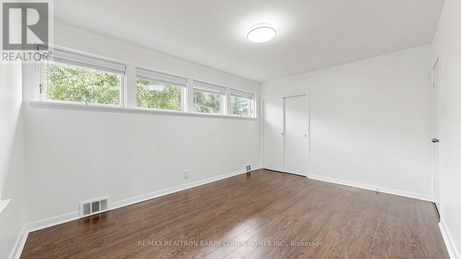 3 Greengate Road — photo 25