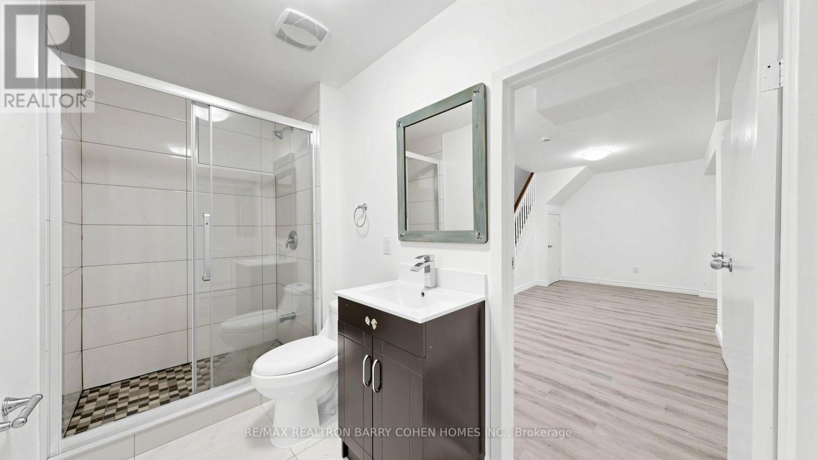 3 Greengate Road — photo 40