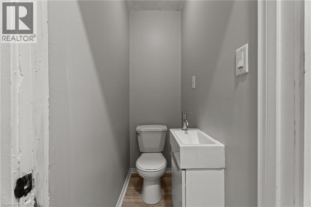 88 GAGE Avenue S - 15