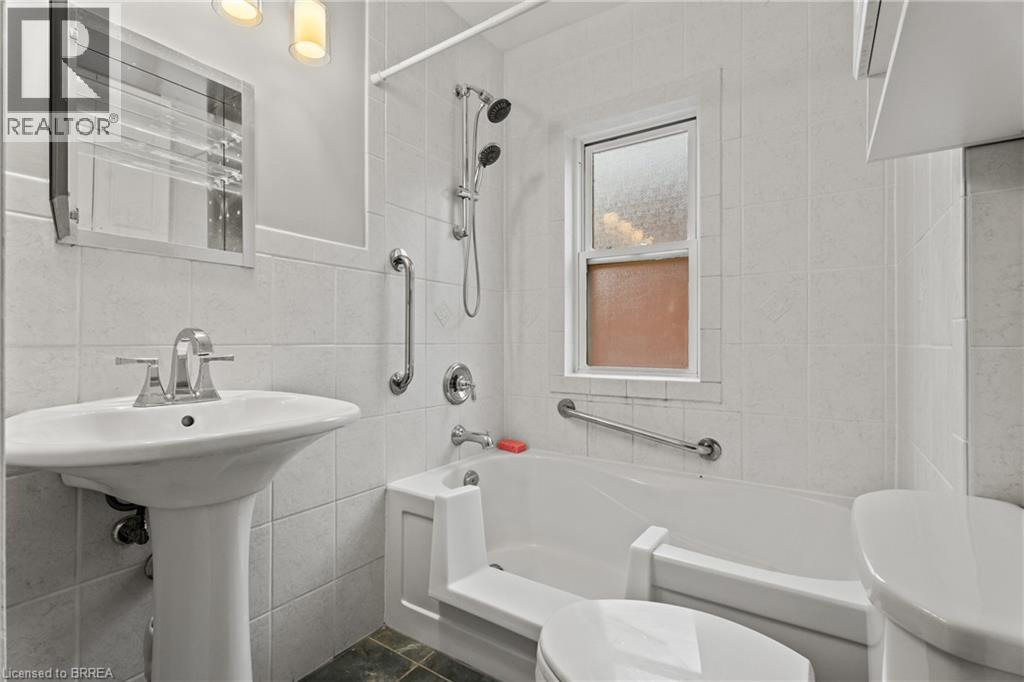 88 GAGE Avenue S - Image 27
