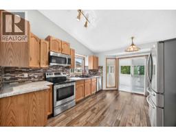 108 Woodside Close NW - photo 3
