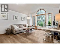 16 Evergreen Gardens SW - photo 7