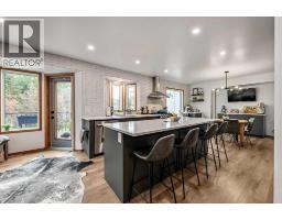 16 Evergreen Gardens SW - photo 15