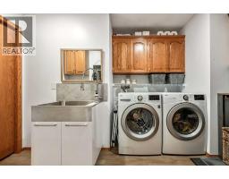 16 Evergreen Gardens SW - photo 23