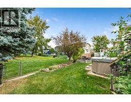 16 Evergreen Gardens SW - photo 44