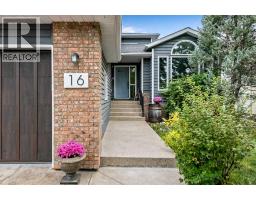 16 Evergreen Gardens SW - photo 3