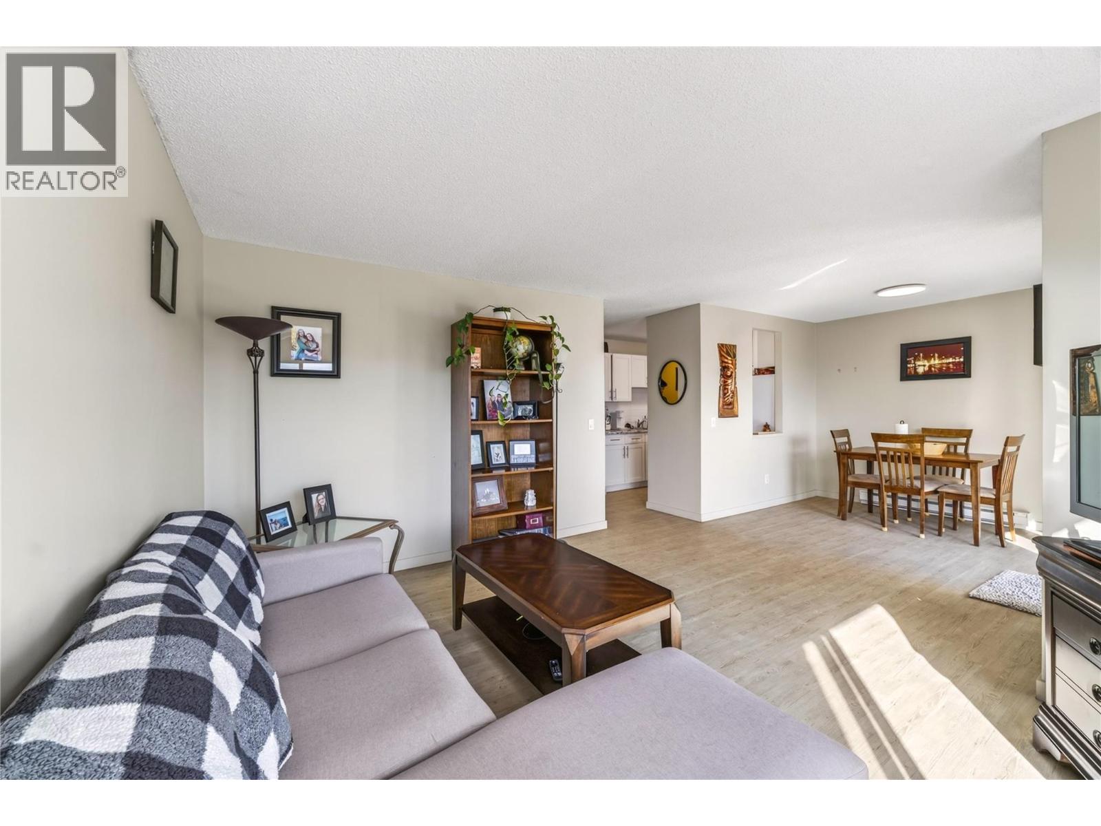 #1007 737 Leon Avenue - 8