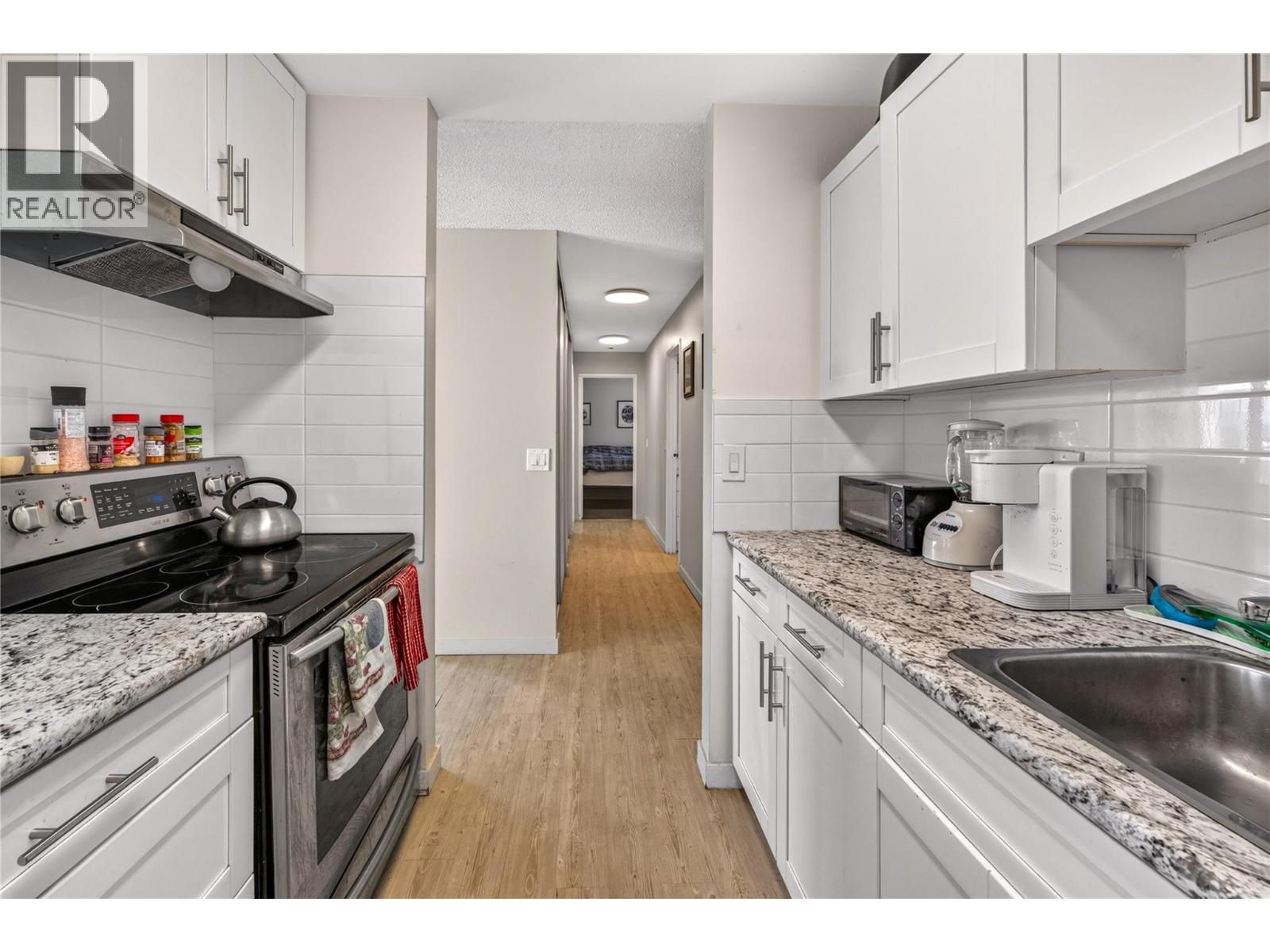 #1007 737 Leon Avenue - 12