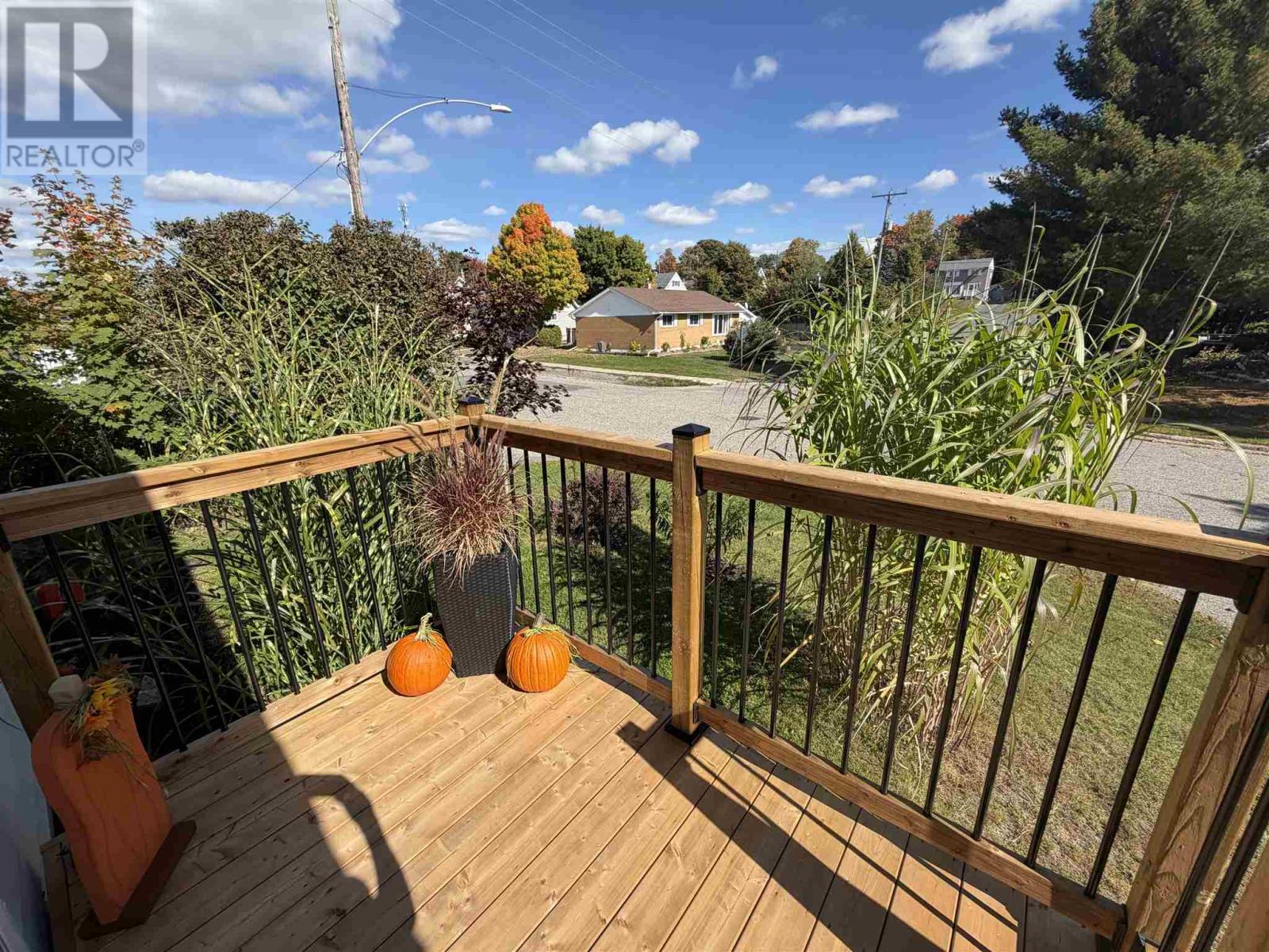 74 Roman AVE - Image 9