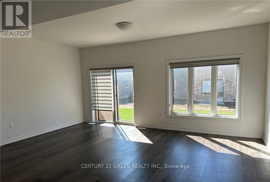 53 June Callwood Way — photo 4