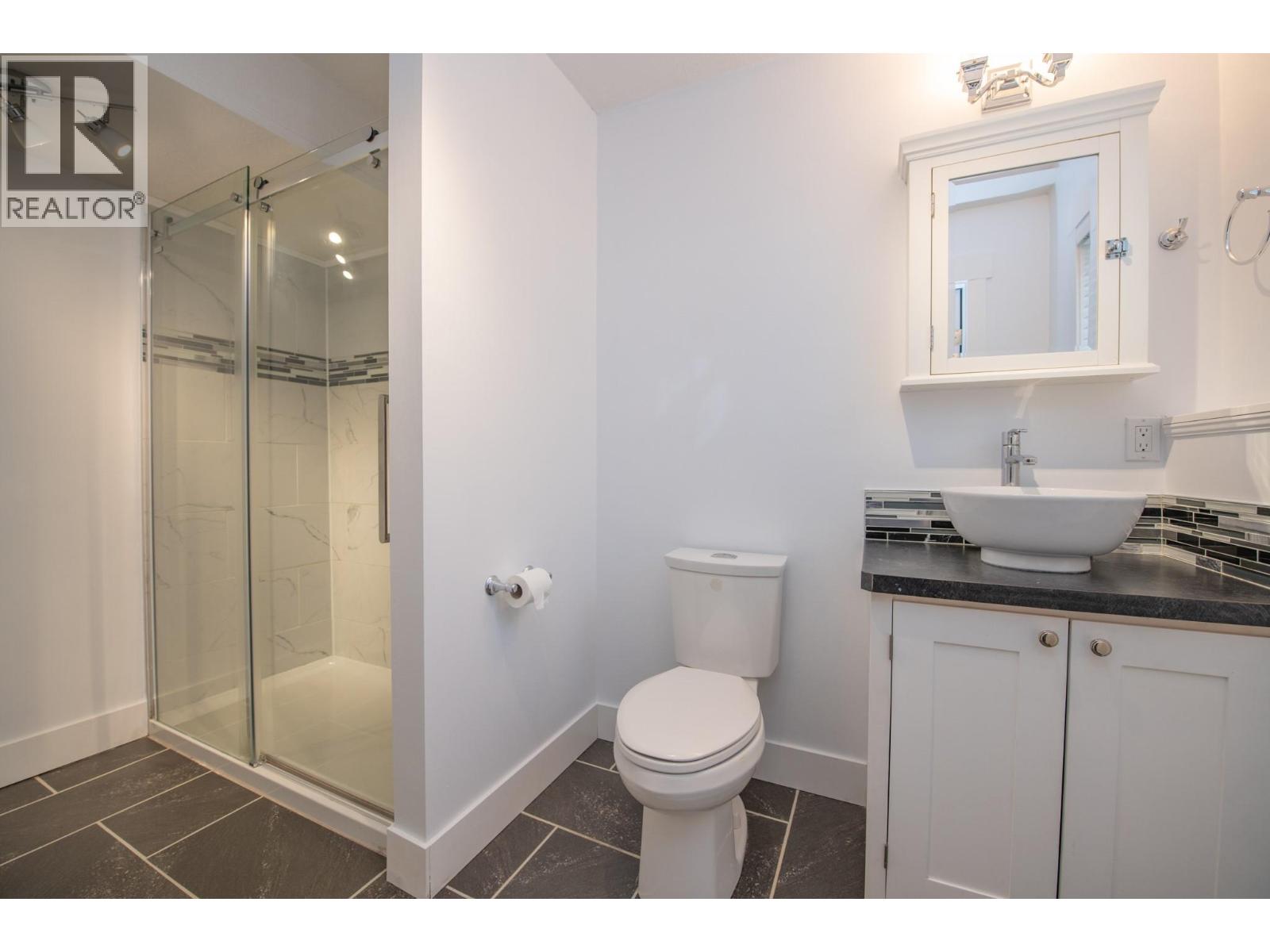 2855 Burns Avenue - 31