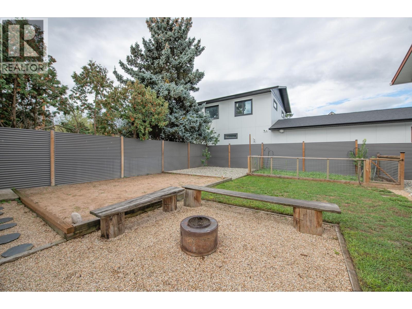 2855 Burns Avenue - 53