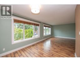Kitchen - 2855 Burns Avenue, Armstrong, BC V0E1B1 Photo 9
