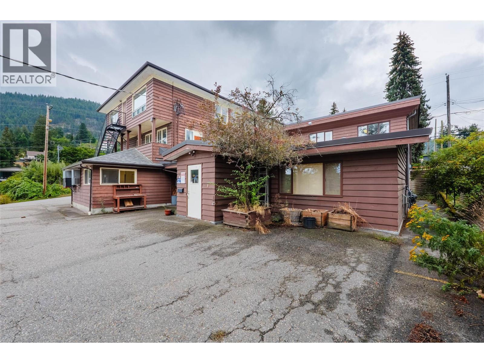  905-909 Gordon Street, Nelson