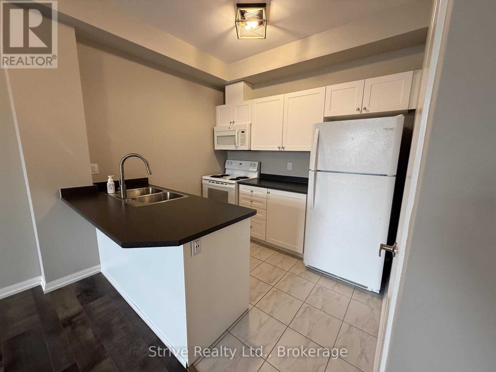 80 Aspen Springs Drive, Clarington, ON photo 9