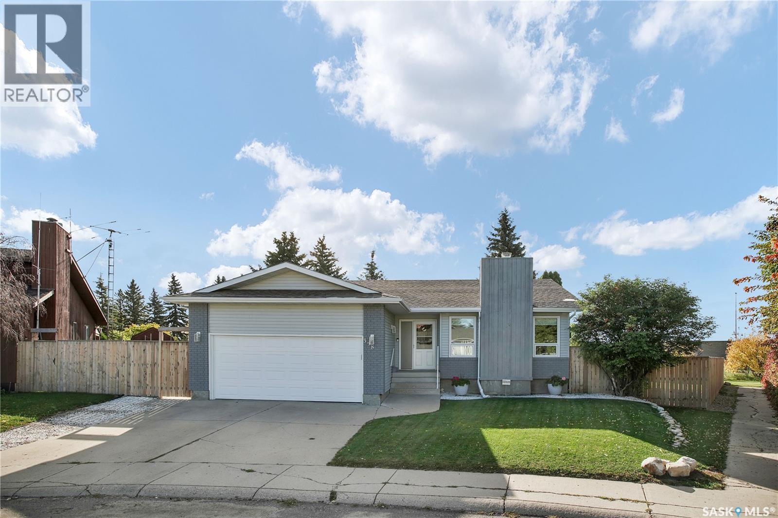 358 Wakaw CRESCENT - 42