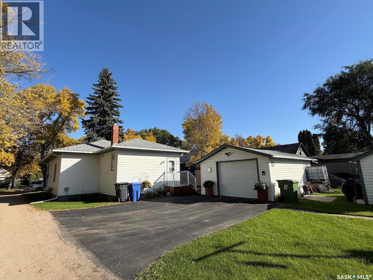 56 Haultain AVENUE, Yorkton — photo 3