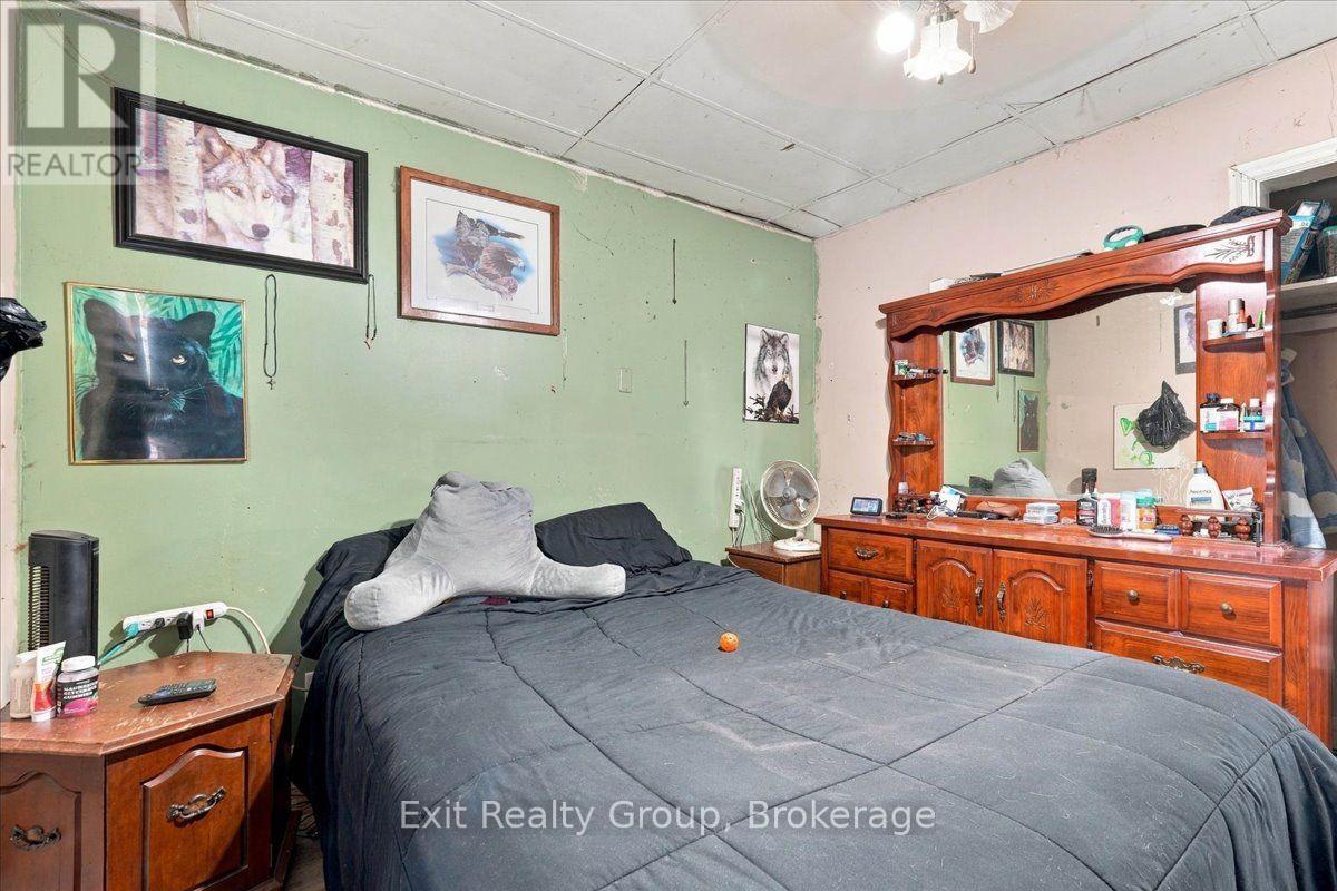 167 MARMORA STREET - 27