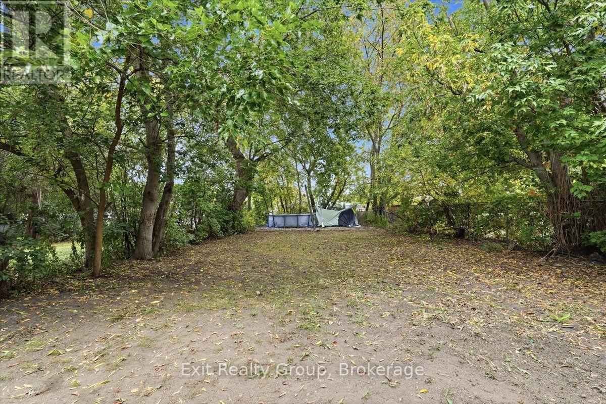 167 MARMORA STREET - 37