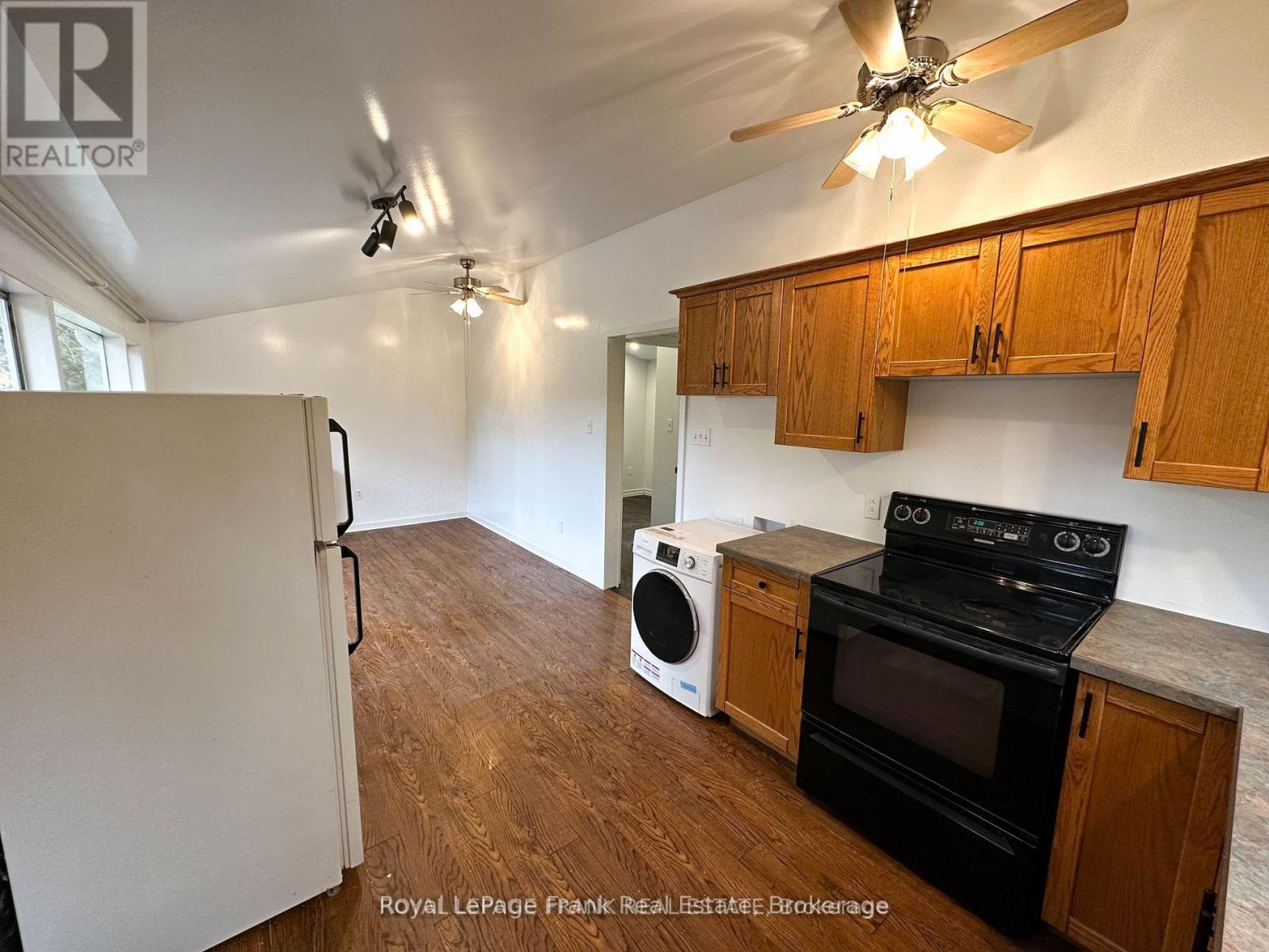 292 Edwina Drive — photo 12