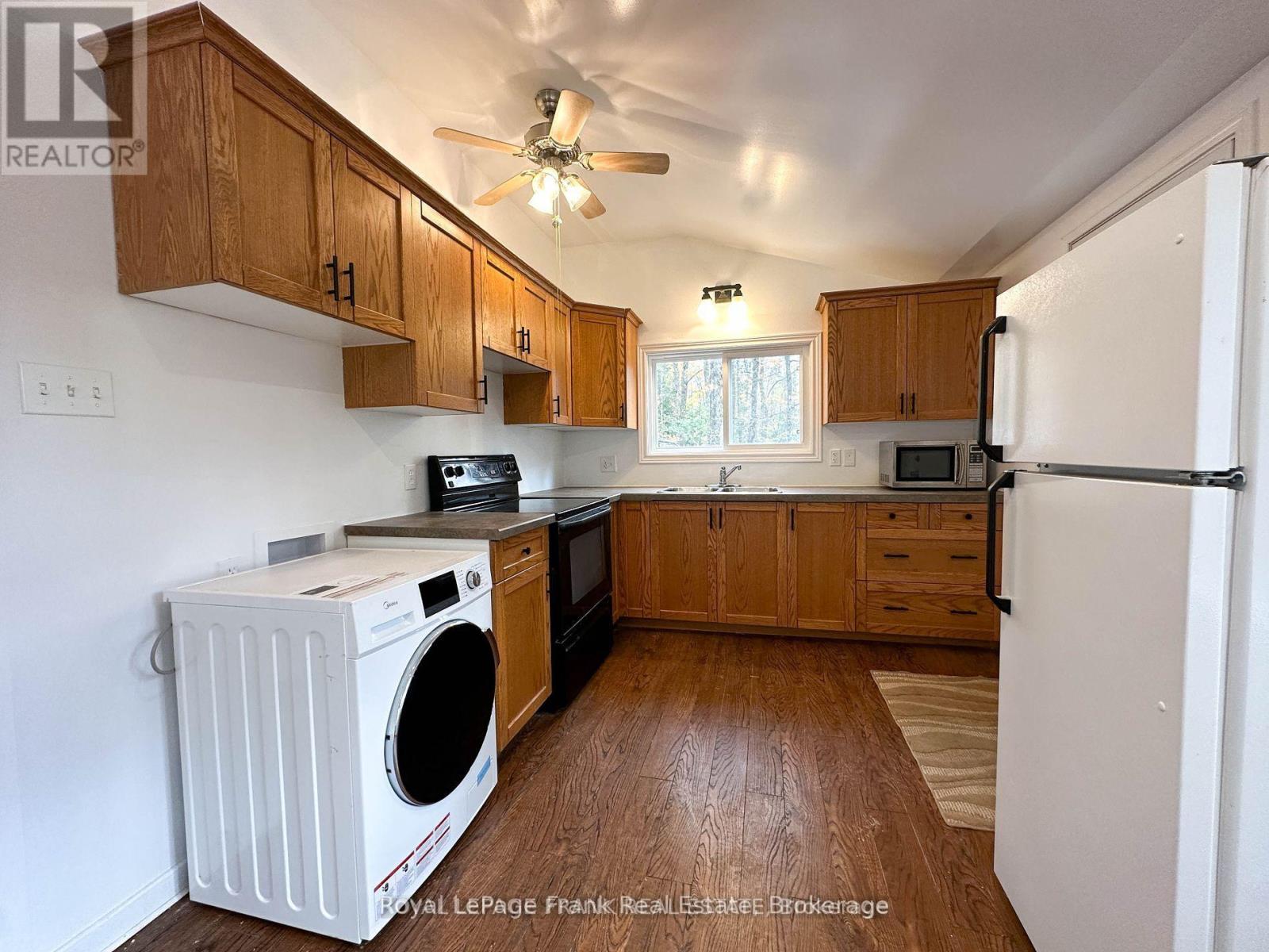 292 Edwina Drive — photo 13