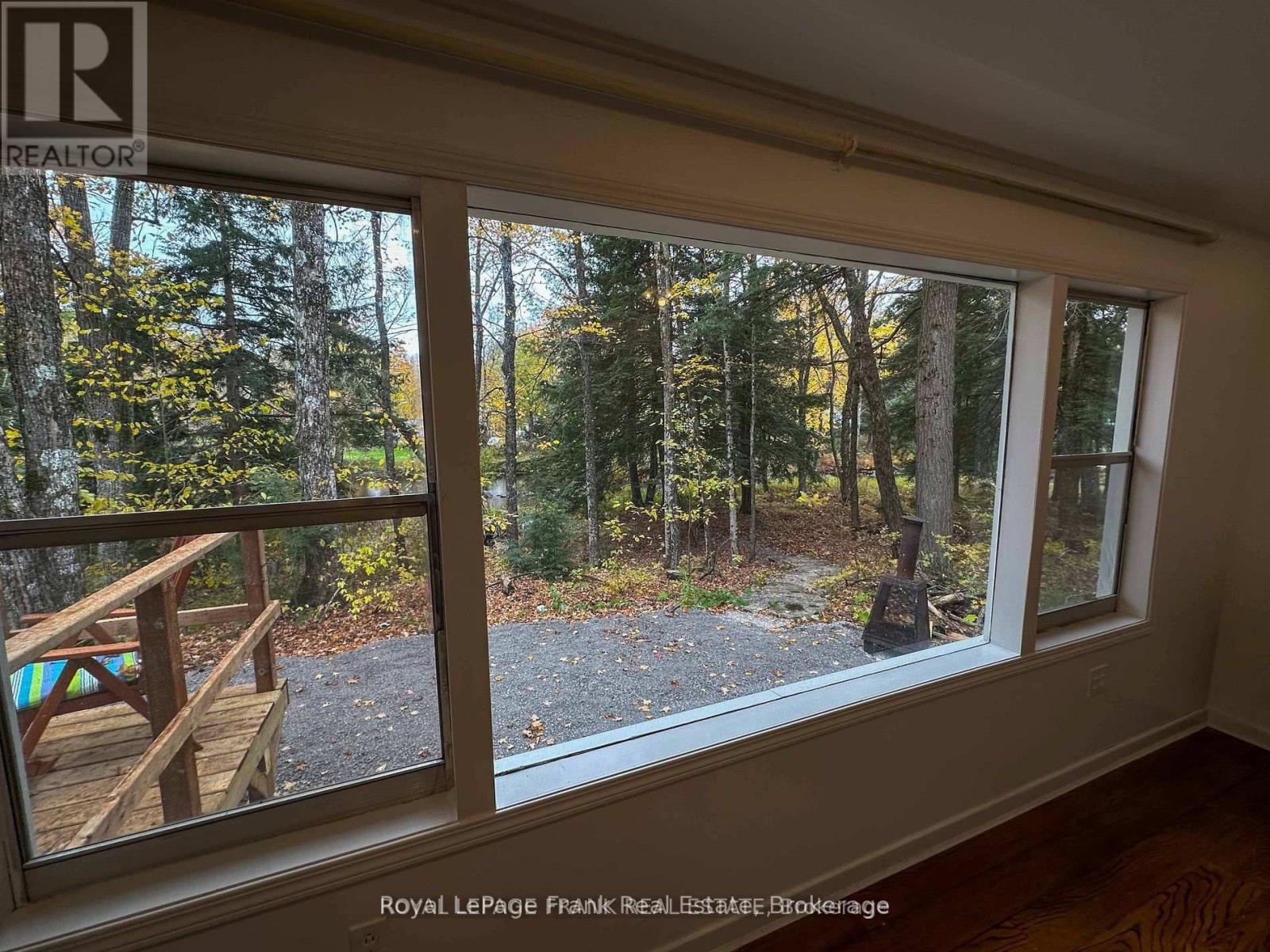 292 Edwina Drive — photo 15