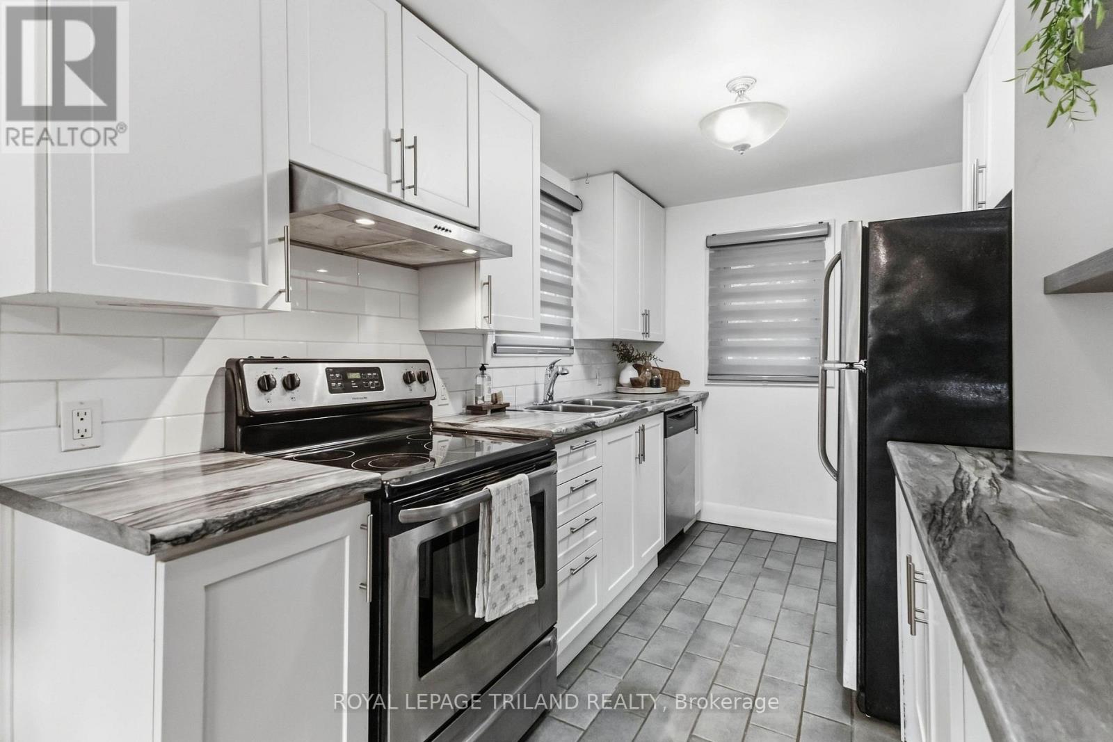 1628 CHURCHILL AVENUE - Image 16