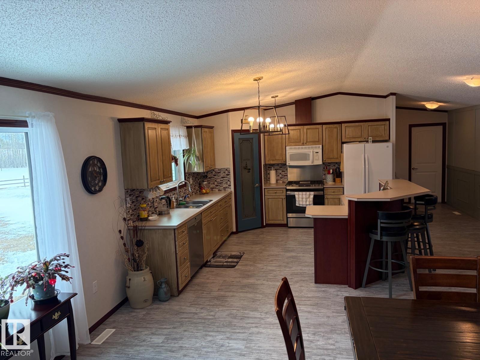 41102 Township Road 620 - 16