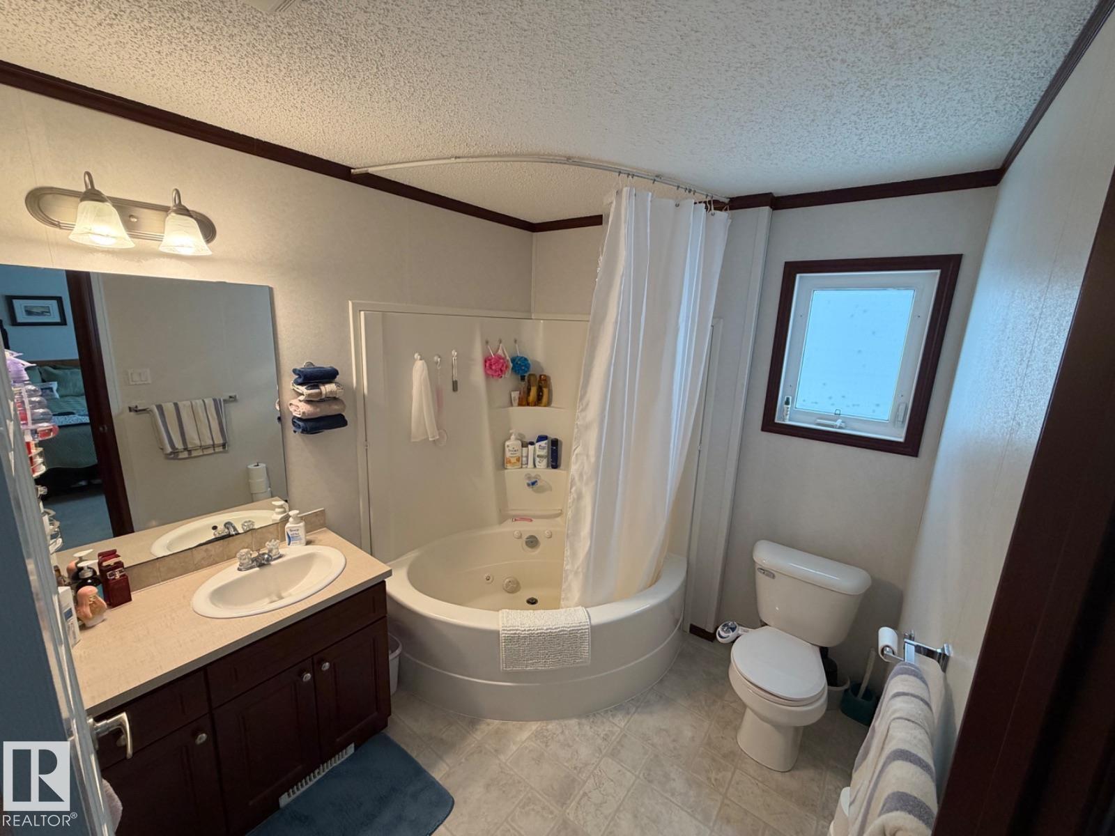 41102 Township Road 620 - 24