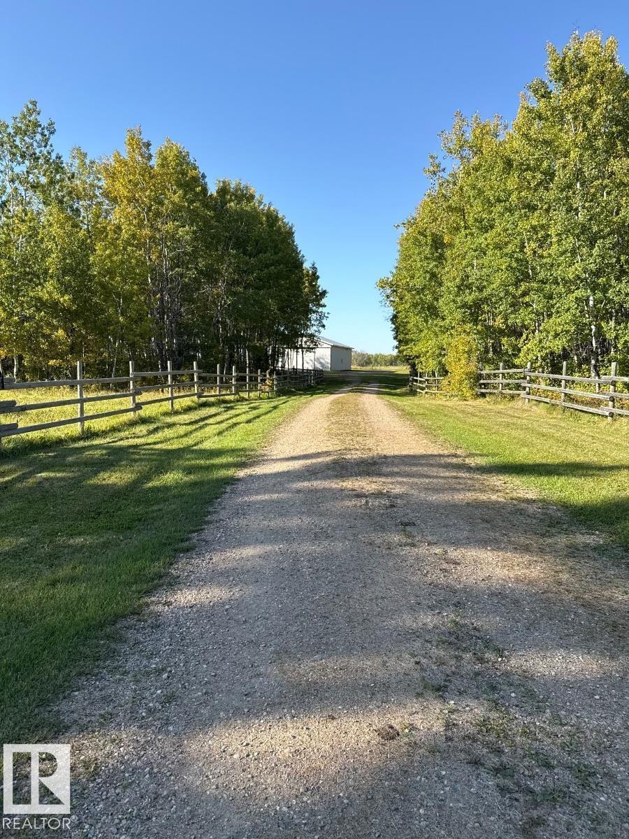 41102 Township Road 620 - 3