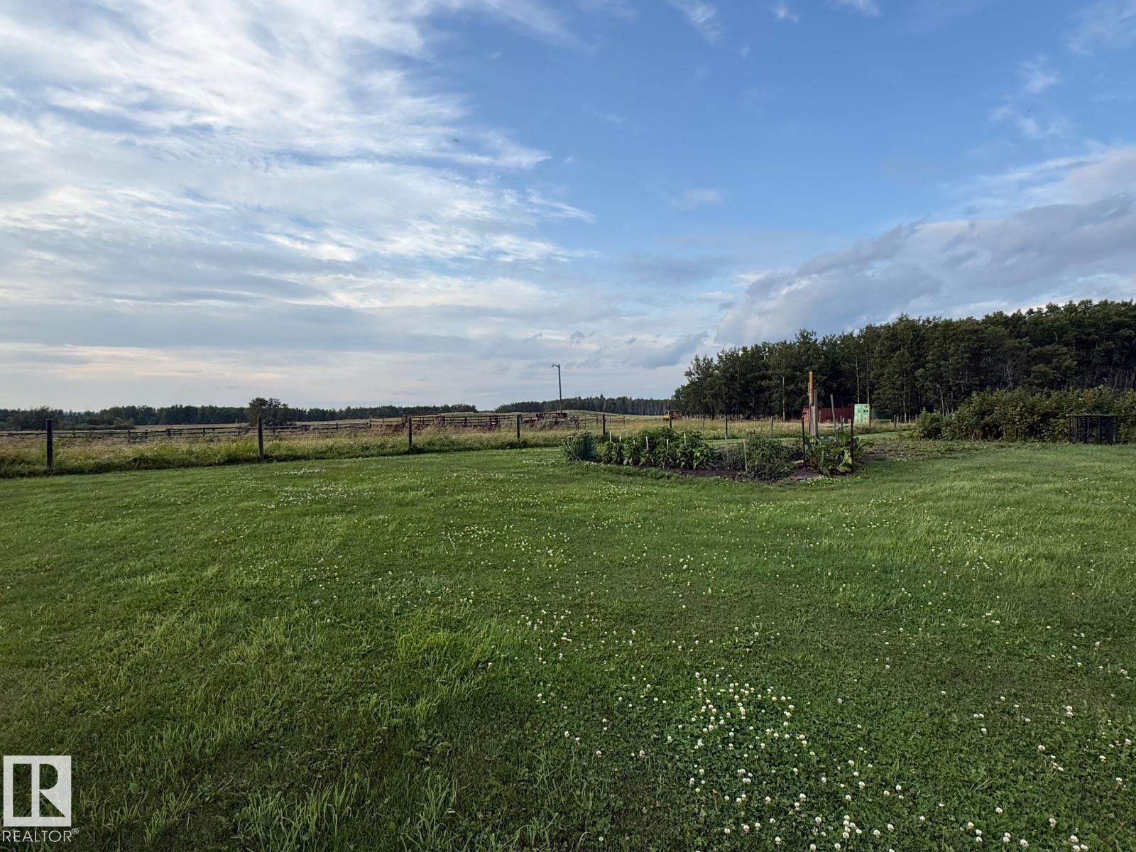 41102 Township Road 620 - 40