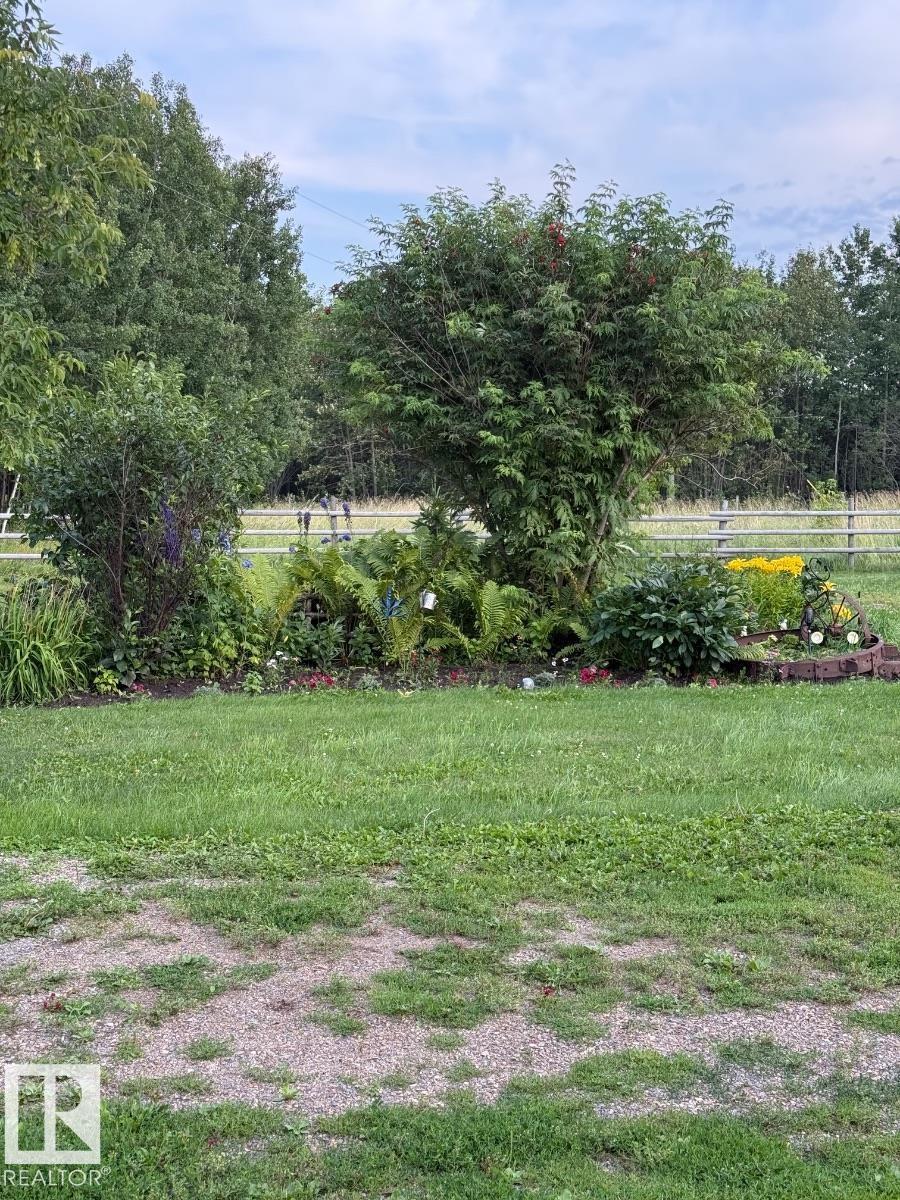 41102 Township Road 620 - 42