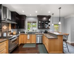 4922 215 Street, Langley, BC V3A2L9 Photo 9