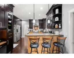 4922 215 Street, Langley, BC V3A2L9 Photo 7