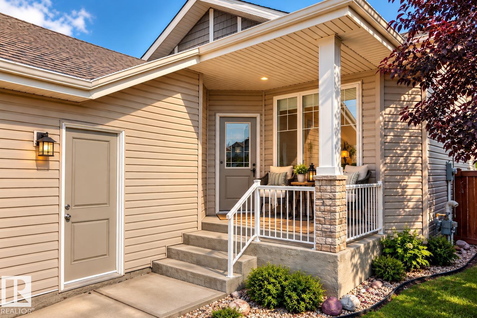 21 Silverstone DR NW - 2