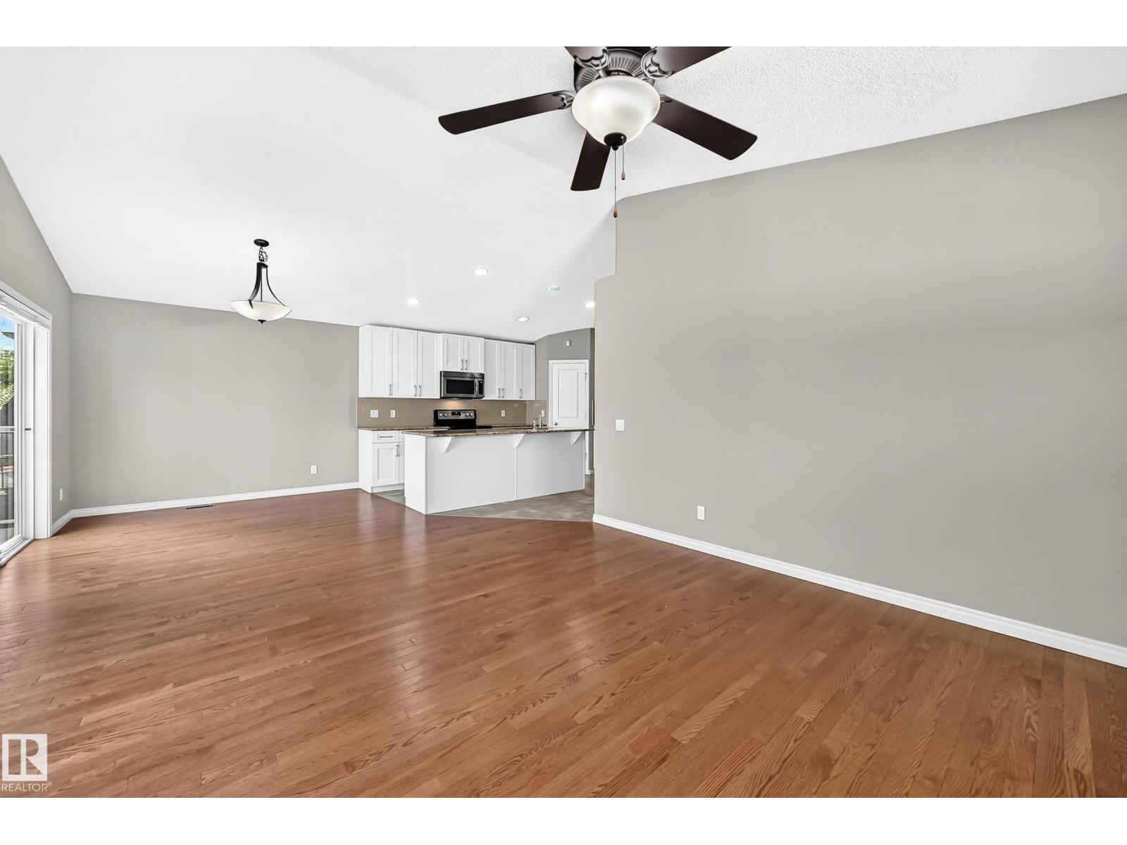 21 Silverstone DR NW - 22