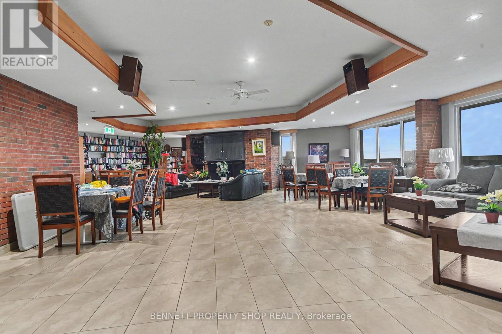 #1217 20 CHESTERTON DRIVE - Image 11
