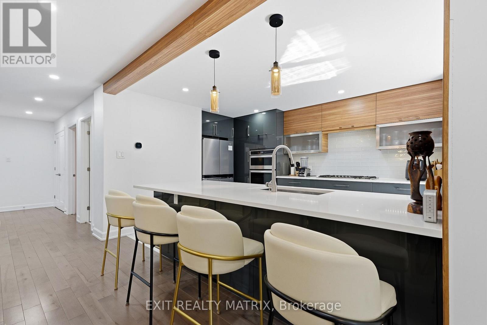 636 MERKLEY DRIVE - 14